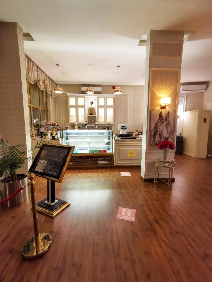 فندق كيان - Kyan Hotel คามิสมูชาอิท ภายนอก รูปภาพ