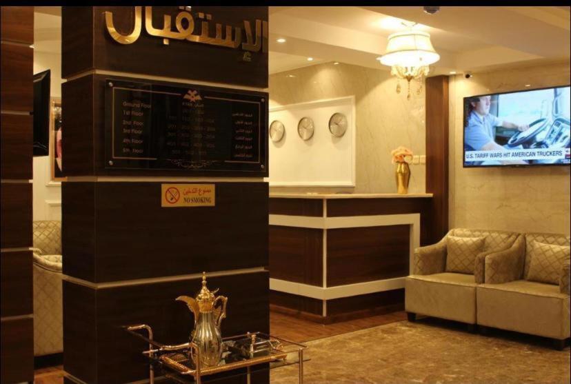 فندق كيان - Kyan Hotel คามิสมูชาอิท ภายนอก รูปภาพ