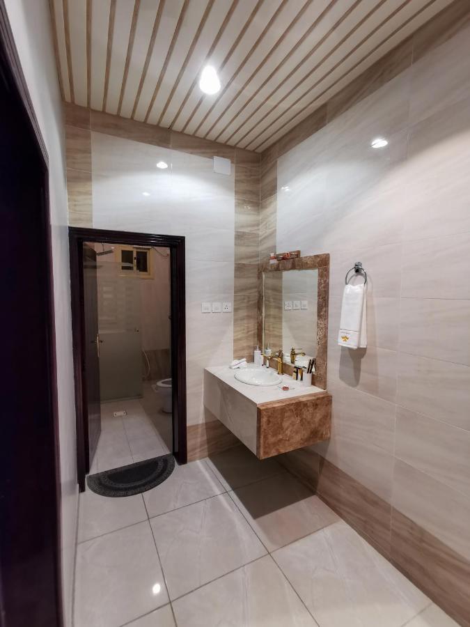 فندق كيان - Kyan Hotel คามิสมูชาอิท ภายนอก รูปภาพ