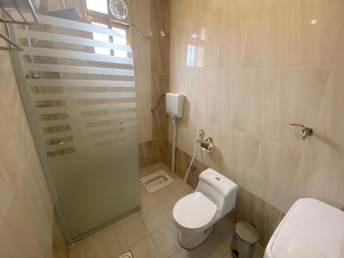 فندق كيان - Kyan Hotel คามิสมูชาอิท ภายนอก รูปภาพ